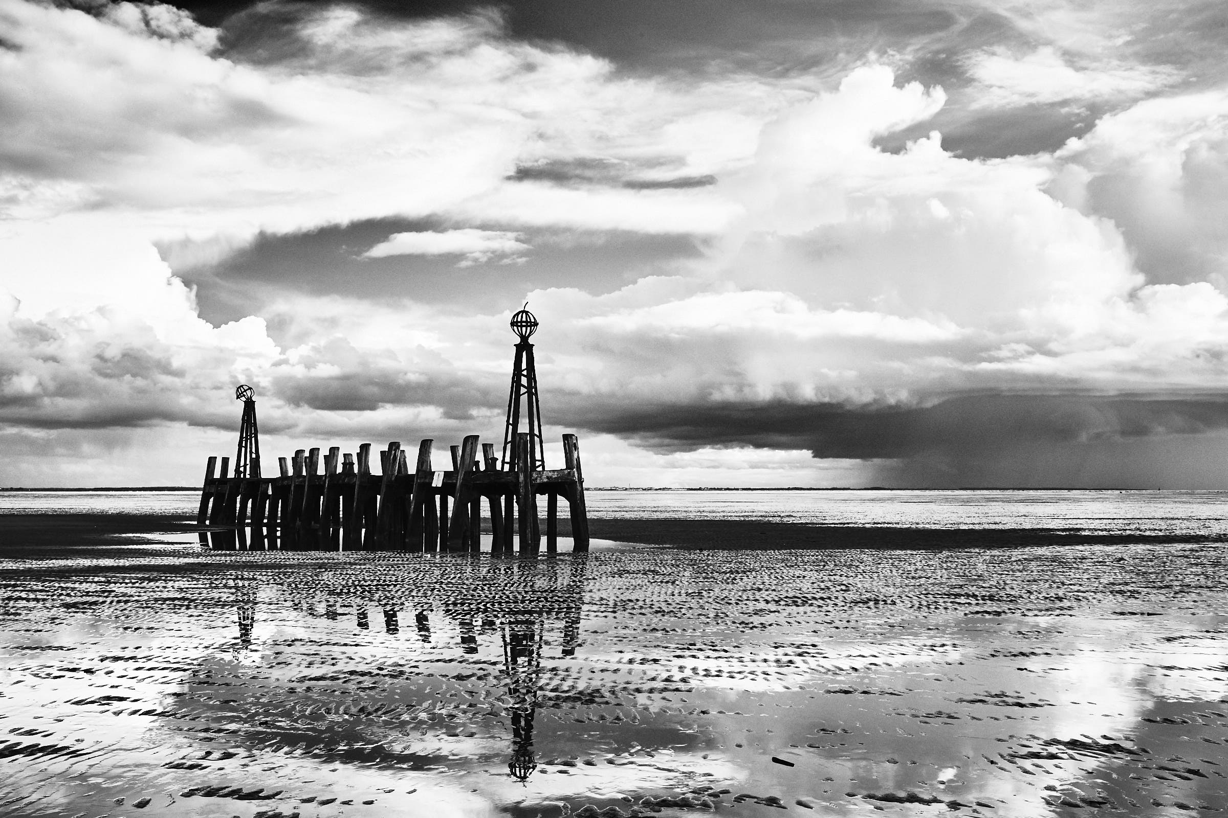 Untitled 14 (2020) B&W abstract print by Timothy Gent