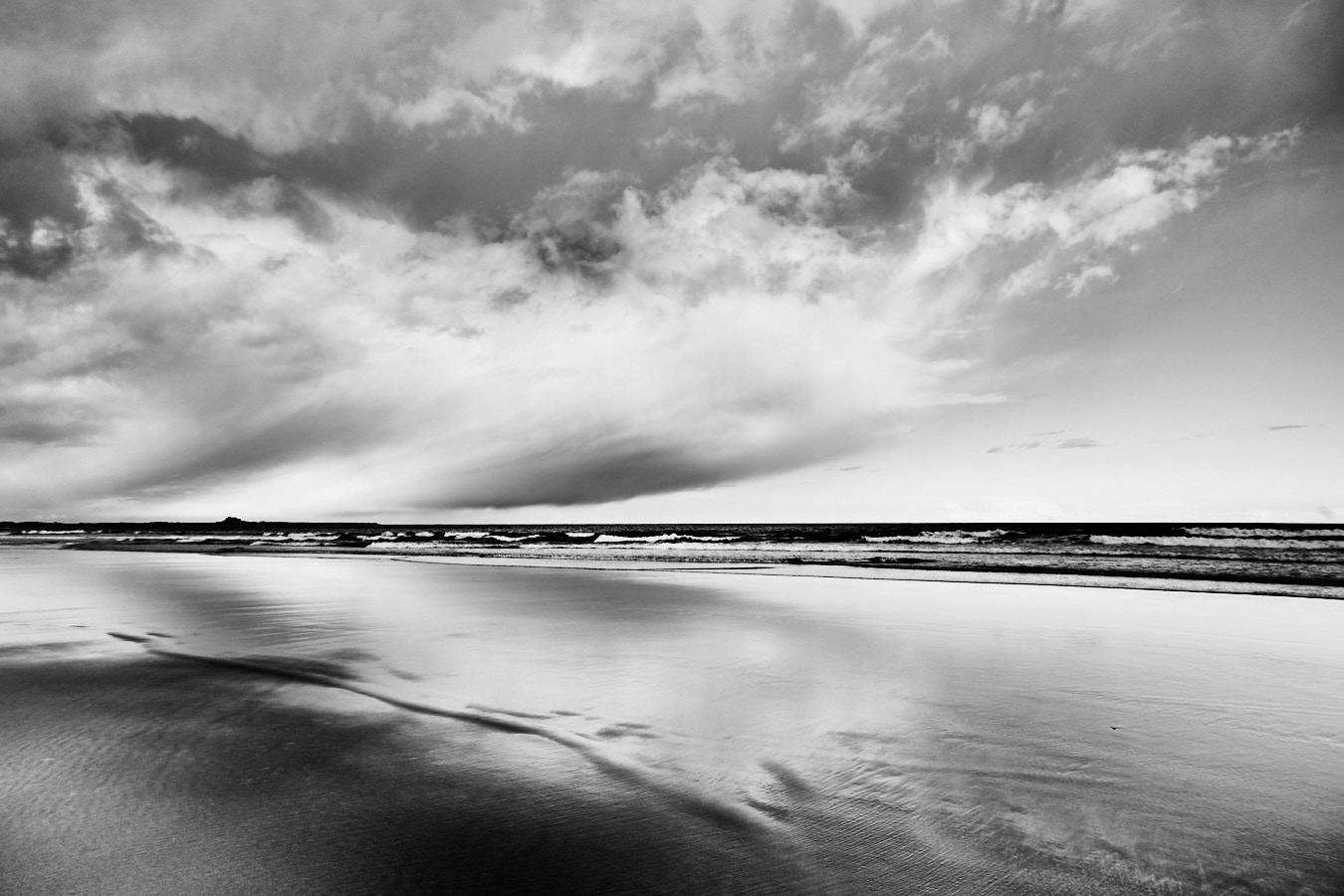 Untitled 15 (2015) B&W abstract print by Timothy Gent